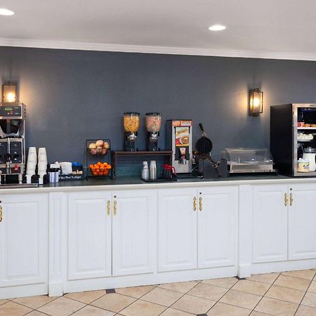 La Quinta Inn By Wyndham Cleveland Independence Eksteriør billede