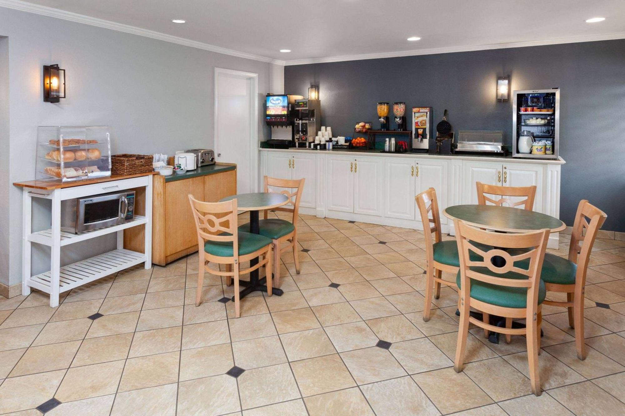 La Quinta Inn By Wyndham Cleveland Independence Eksteriør billede