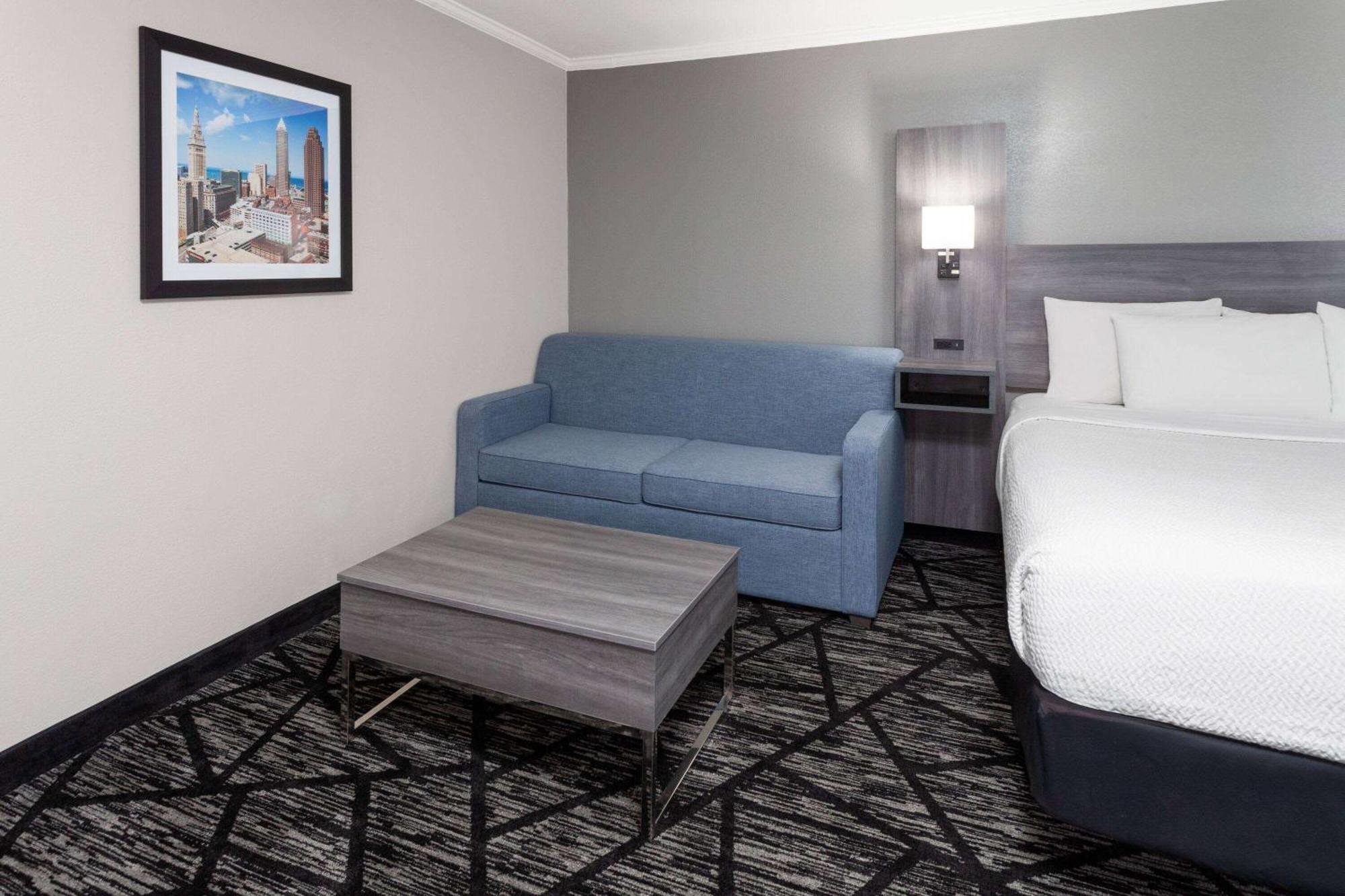 La Quinta Inn By Wyndham Cleveland Independence Eksteriør billede