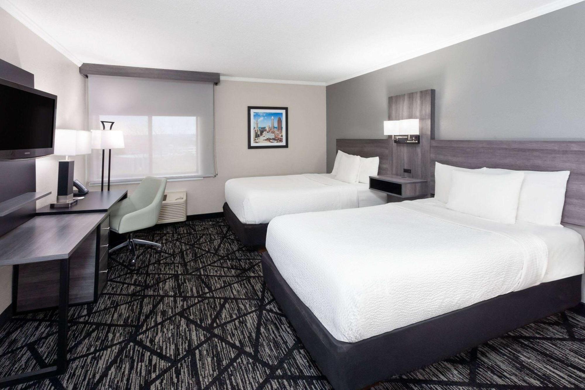 La Quinta Inn By Wyndham Cleveland Independence Eksteriør billede
